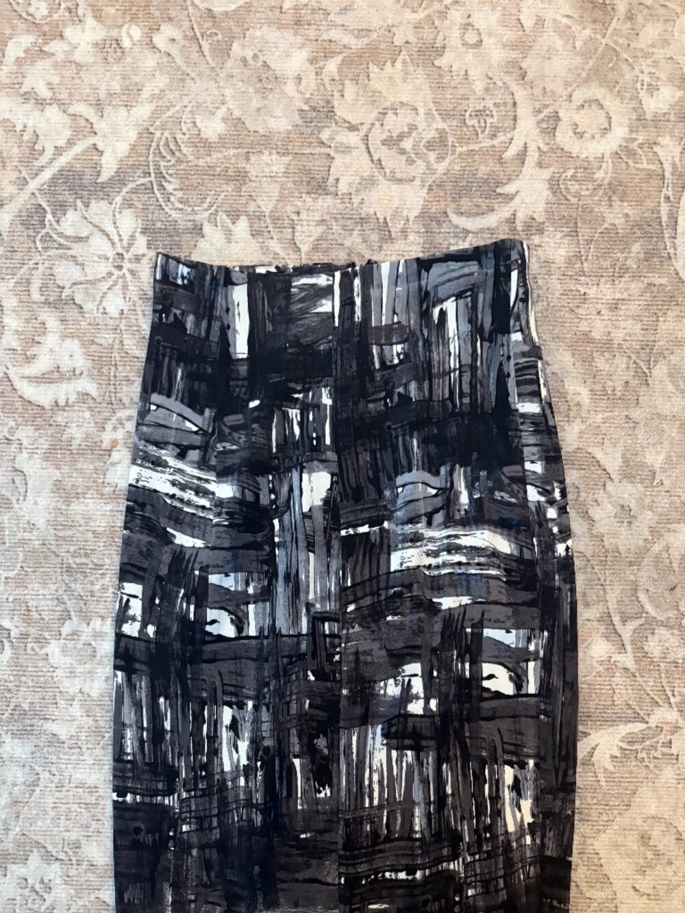 Vince "Gossip Girl Blair Waldorf" Abstract Brushstroke Pencil Skirt Size 2